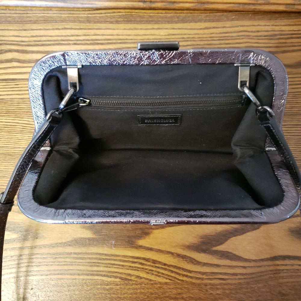 Balenciaga Cloud XS Metallic Leather Clutch - Picture 5 of 6